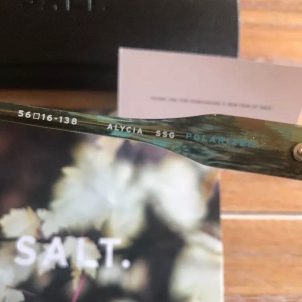 Salt Optics Alycia Sunglasses - Picture 7 of 8